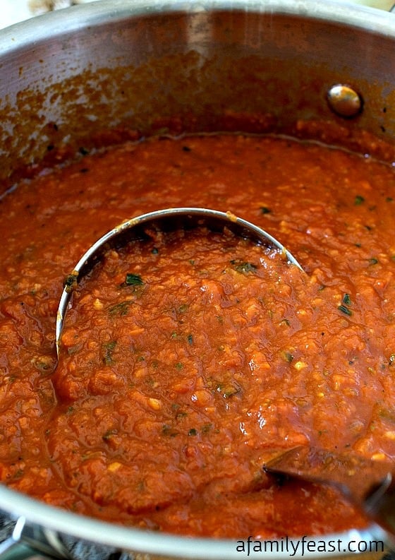 Marinara Sauce - A Family Feast