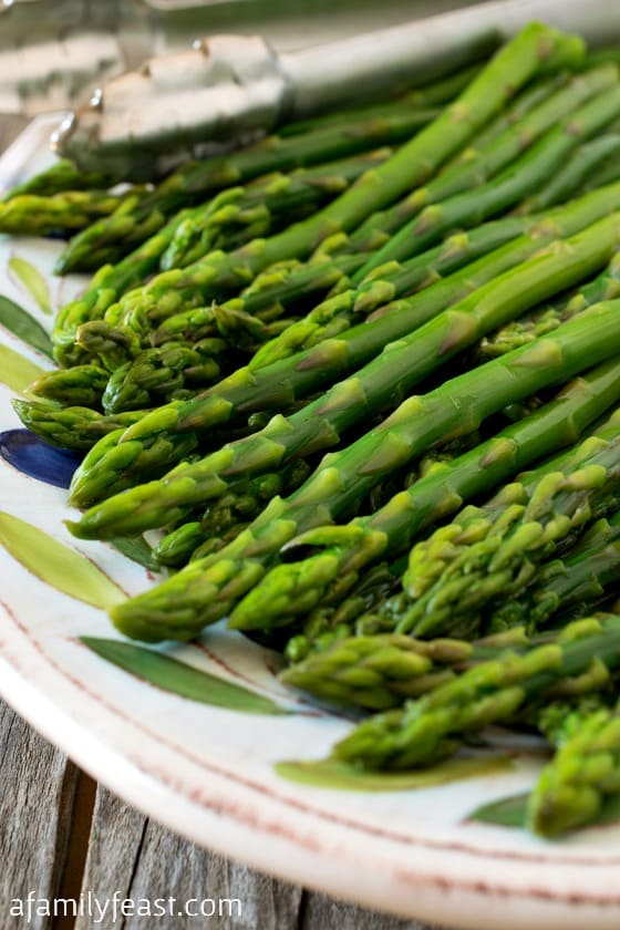 How to cook Perfect Asparagus. Learn this simple technique for cooking vegetables.