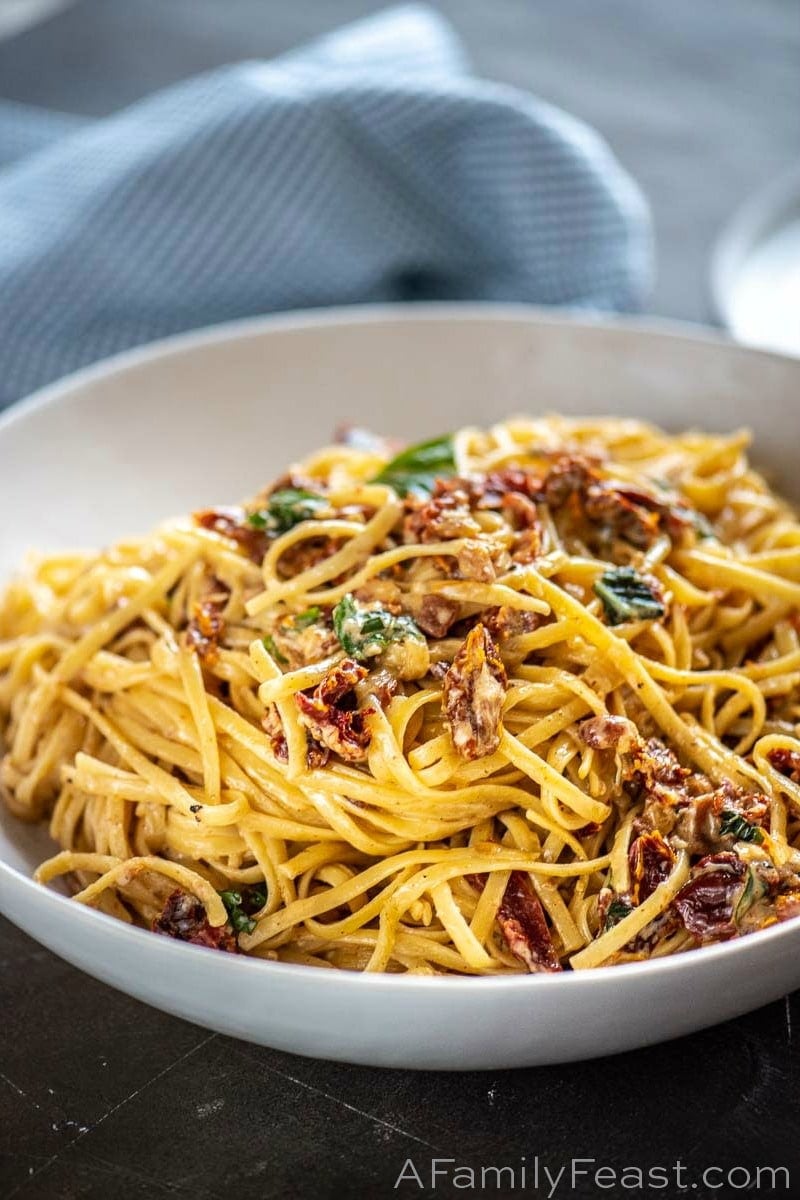 Linguine with Sun Dried Tomatoes and Brie 