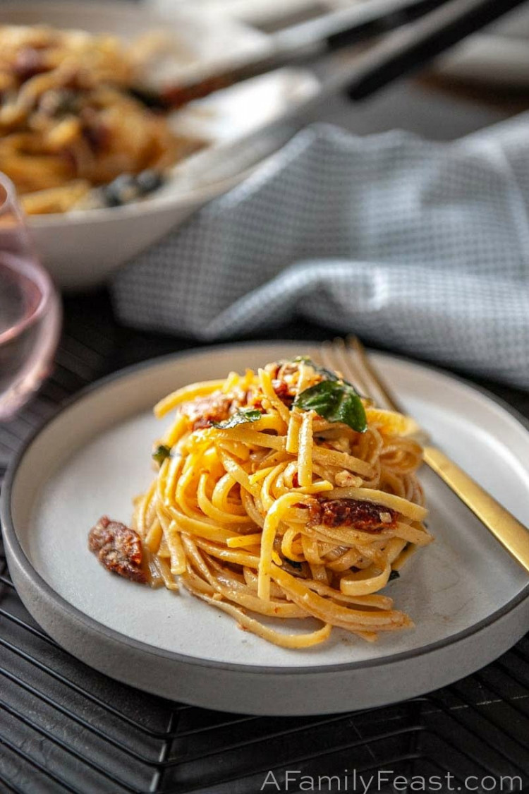 Linguine with Sun Dried Tomatoes and Brie