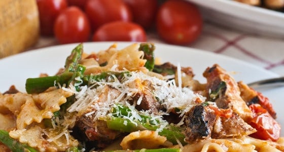 Pasta, Chicken & Asparagus in Garlic Tomato Sauce - A Family Feast