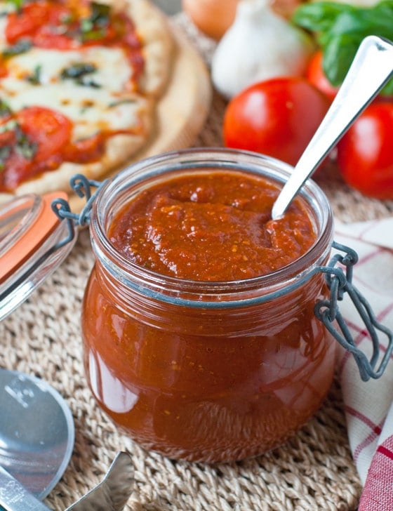 Roasted Tomato Pizza Sauce - A Family Feast