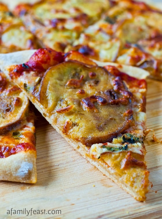 Eggplant and Garlic Pizza - Wow this pizza is delicious! Simple ingredients but the flavors of eggplant, garlic, cheese, sauce and herbs are perfectly balanced.