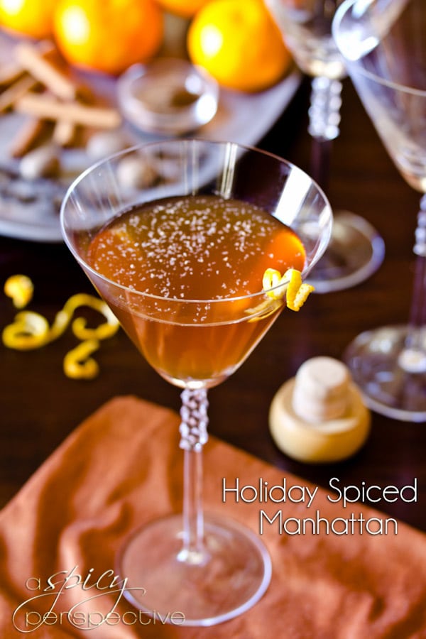 30+ Holiday Cocktails - Spiced Manhatten