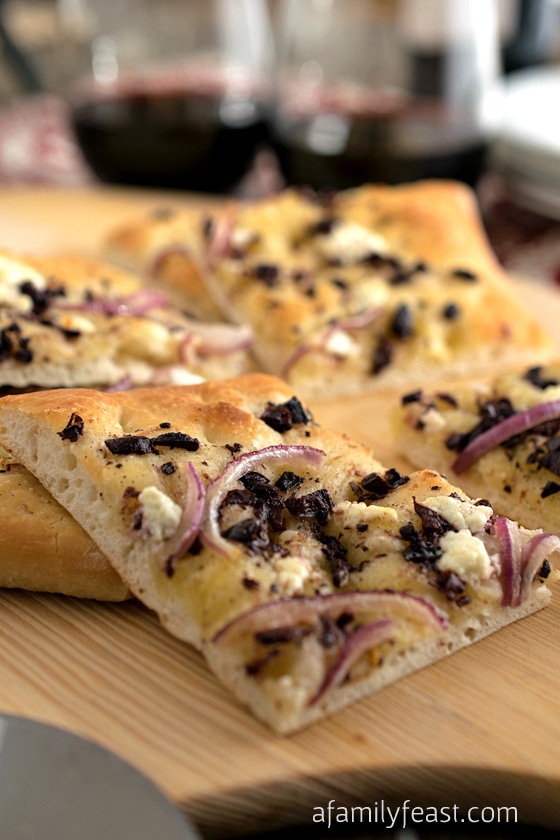 Mediterranean Flatbread - A simple, 5-ingredient flatbread made with store-bought bread dough. So easy and so delicious!