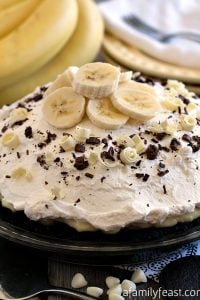 White Chocolate Banana Cream Pie {#PiDay Party} - A Family Feast