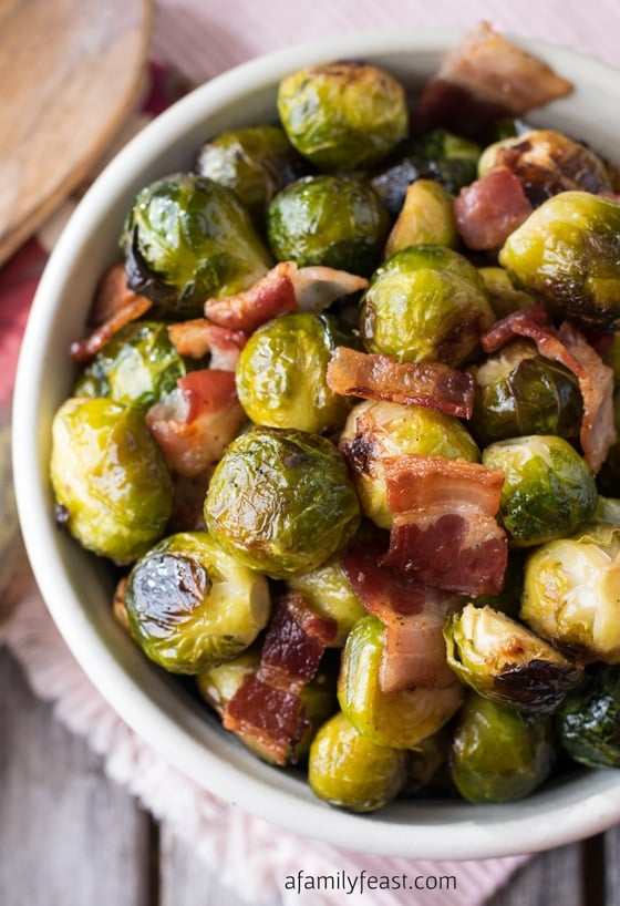Oven Roasted Brussels Sprouts with Bacon, see more at //homemaderecipes.com/healthy/18-brussel-sprout-recipes/