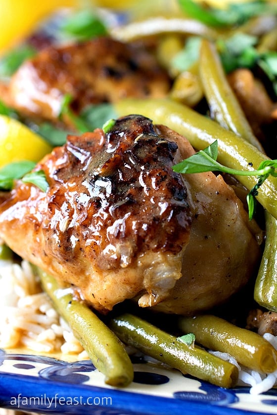 Braised Chicken Limoncello with Green Beans - Delicious, tender and flavorful chicken thanks to limoncello! Served with tender, fresh green beans, this is a delicious dinner!
