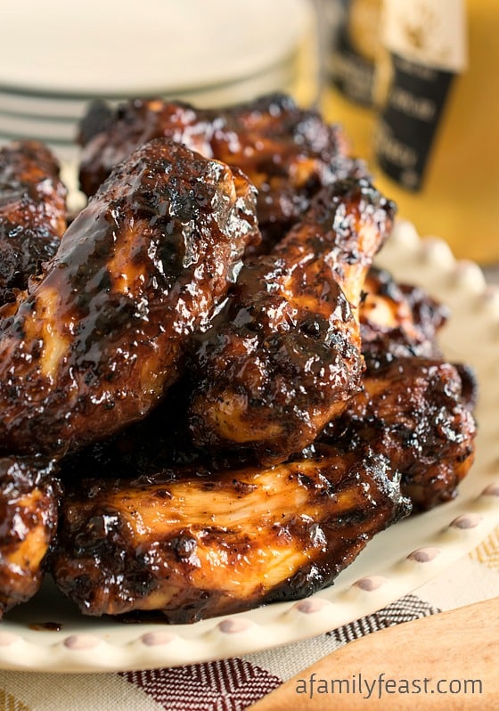 Dry Rub Spicy Barbecue Chicken Wings - Spicy, finger-licking good, barbecue chicken wings! So easy and so delicious!