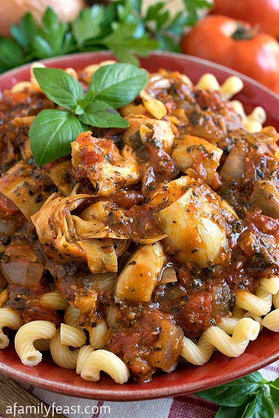 Pasta Sauce Raphael - A bold and zesty pasta sauce from The Silver Palate Cookbook. This is delicious served hot or cold!