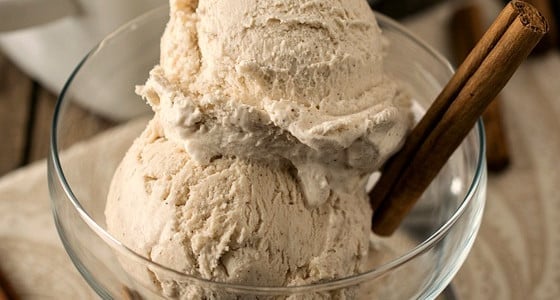 No-Churn Cinnamon Ice Cream - A Family Feast