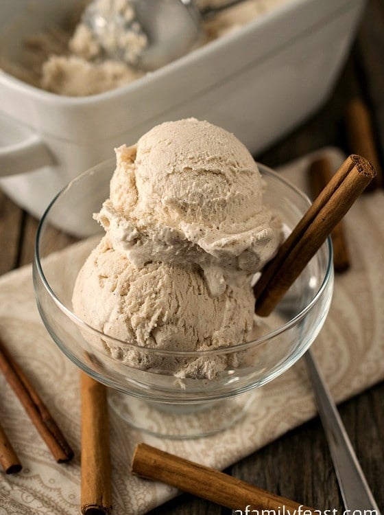 No-Churn Cinnamon Ice Cream - A Family Feast