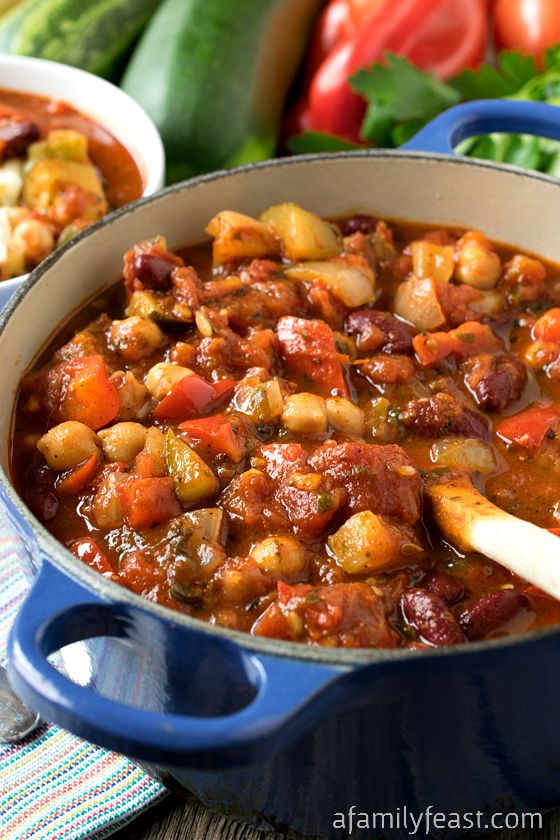 Vegetable Chili - This recipe is incredible! You'll never miss the meat in this delicious vegetable chili.