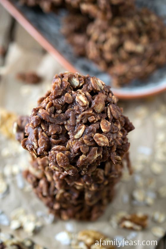No-Bake Chocolate Oatmeal Cookies - A super simple recipe that is absolutely delicious! 