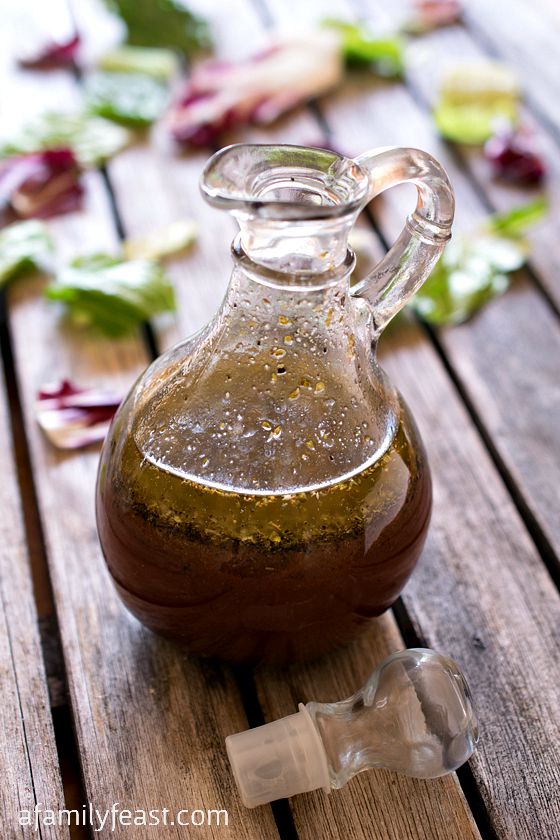 Copycat New Bridge Café Red Wine Vinaigrette - A Family Feast