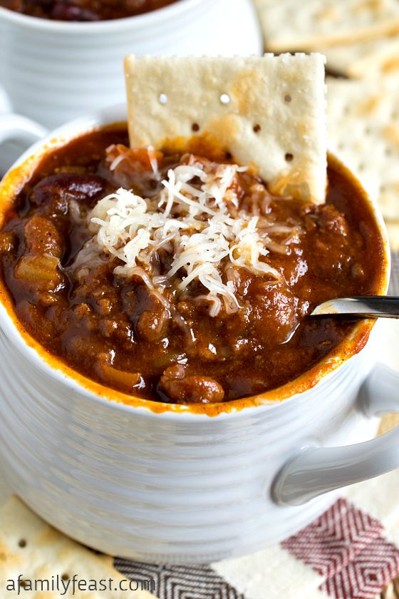 Glenn’s Sweet & Spicy Slow Cooker Chili - A Family Feast