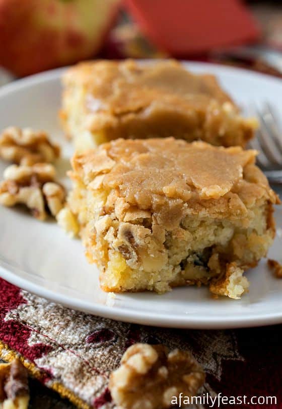 Apple Chunkies - A vintage recipe for sweet little bars stuffed with chunks of apples and walnuts.
