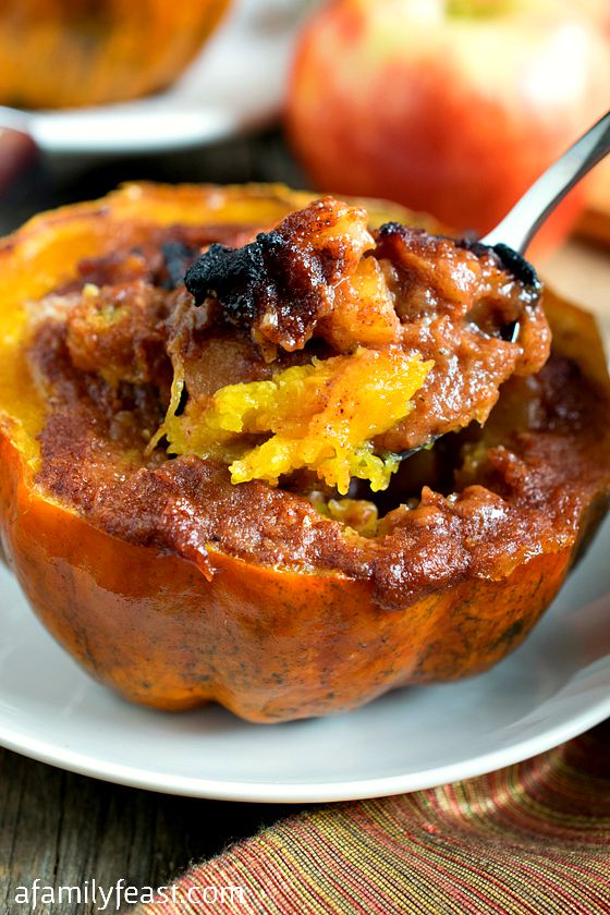 Apple-Stuffed Acorn Squash - Enjoy the delicious flavors of Fall with this easy recipe!