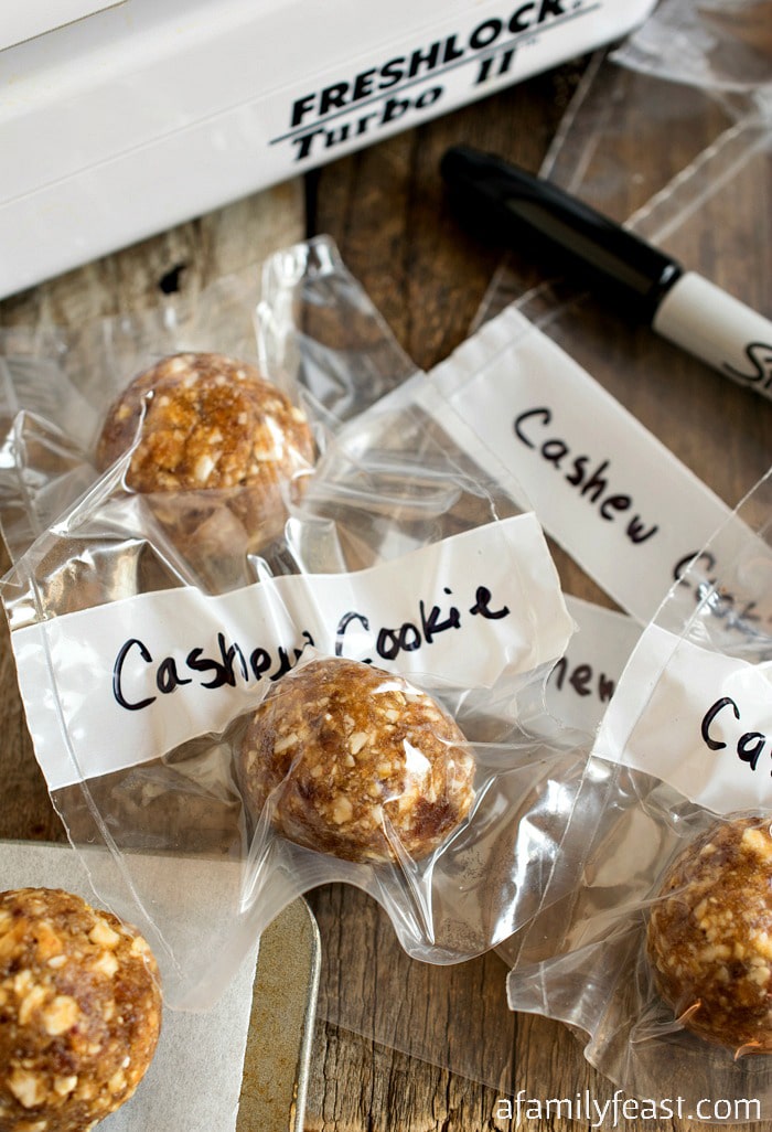 Cashew Cookie Balls - This copycat version of the Cashew Cookie Larabars is easy to make and just as delicious!