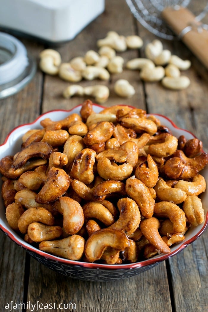 Candied Cashews - Addictively delicious, these salty-sweet nuts are delicious on salads, desserts or a snack.