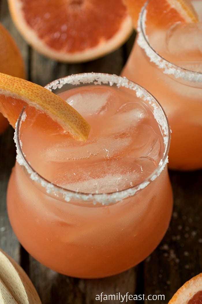 Salty Dog - A delicious cocktail made with grapefruit juice, vodka or gin, and served is a salted-rimmed glass.