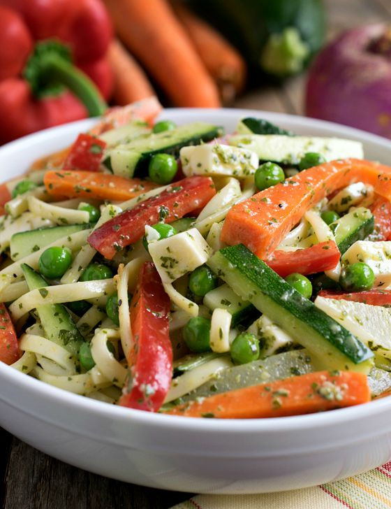 Fresh Vegetable Pasta Salad - A Family Feast