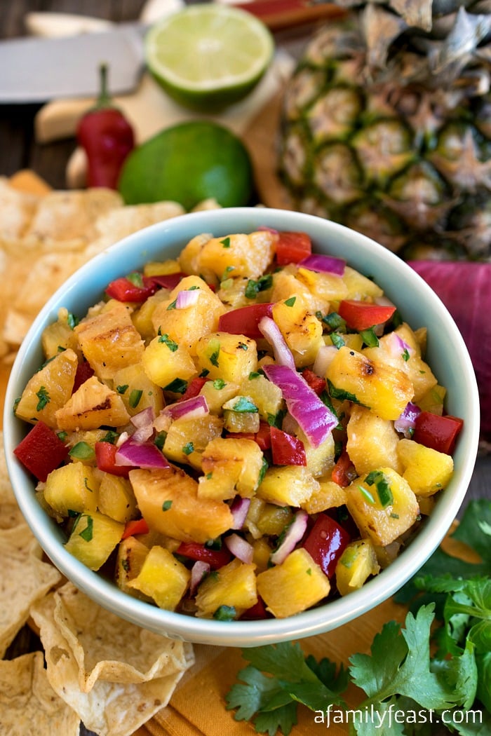 Grilled Pineapple Salsa - This easy salsa has fantastic flavor!