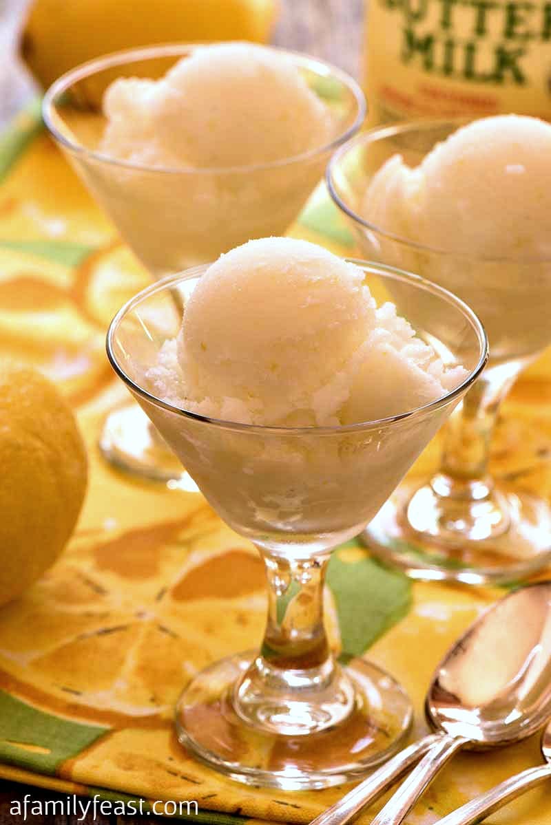 This Lemon Buttermilk Sorbet is delicious, creamy, tangy and refreshing!
