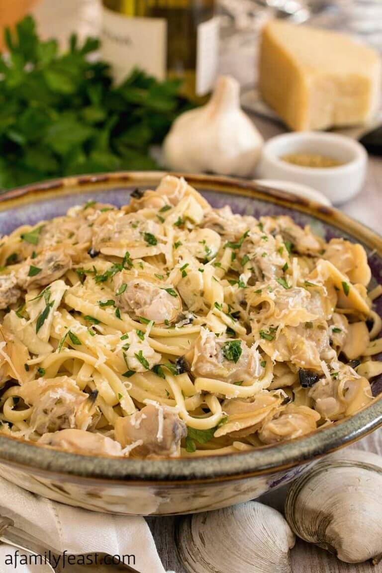 Linguine with White Clam Sauce A Family Feast®
