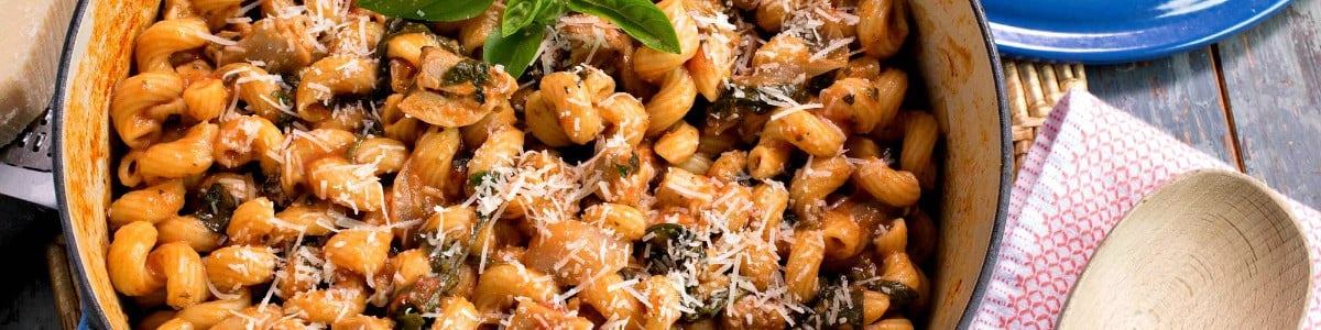 One Pot Pasta and Chicken with Spinach