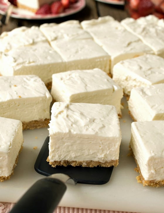 No-Bake Greek Yogurt Cheesecake Squares