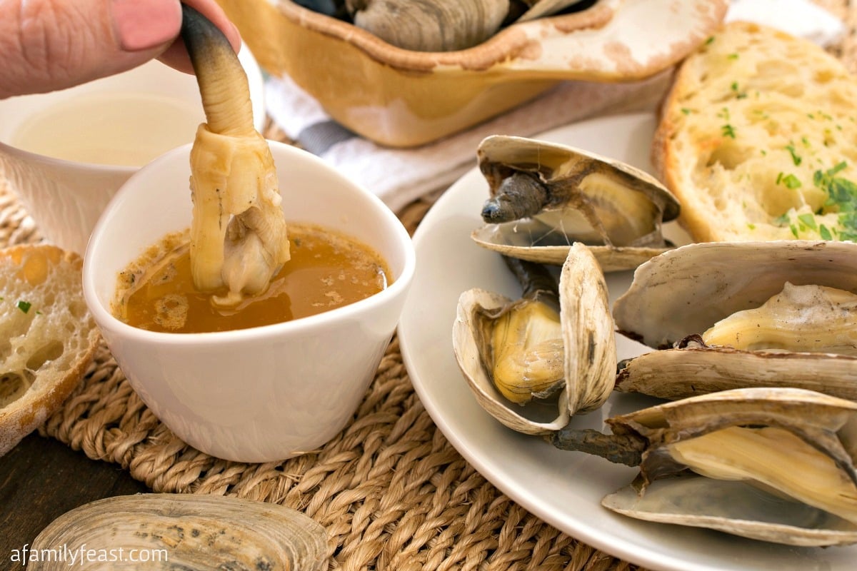 Steamers with Compound Butter and Garlic Toast