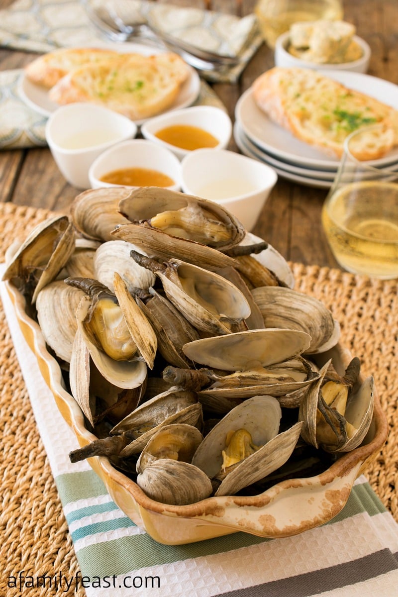 Steamers with Compound Butter and Garlic Toast 