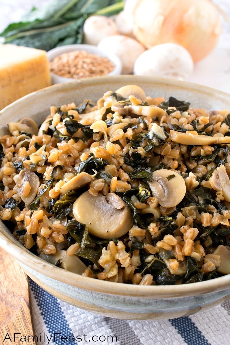 Farro Risotto with Mushrooms and Tuscan Kale 