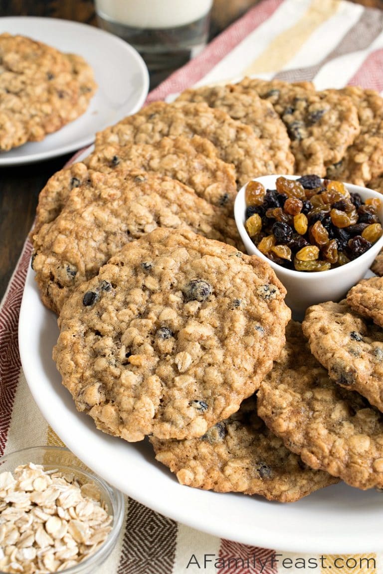 Oatmeal Raisin Cookies