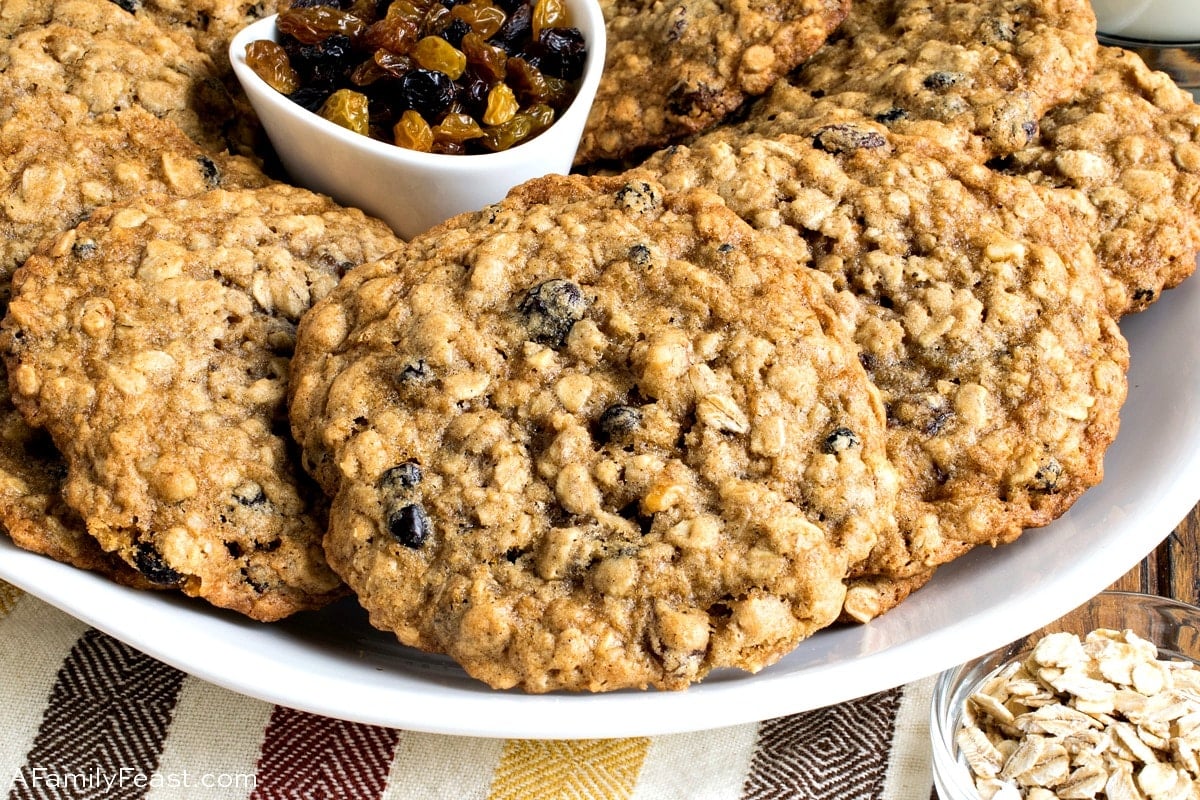 Oatmeal Raisin Cookies