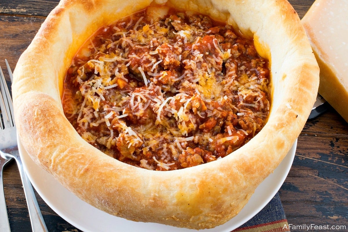 Copycat Olive Garden Pizza Bowl 