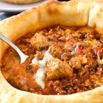 Copycat Olive Garden Pizza Bowl