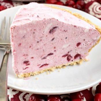 No-Bake Cranberry Cream Pie