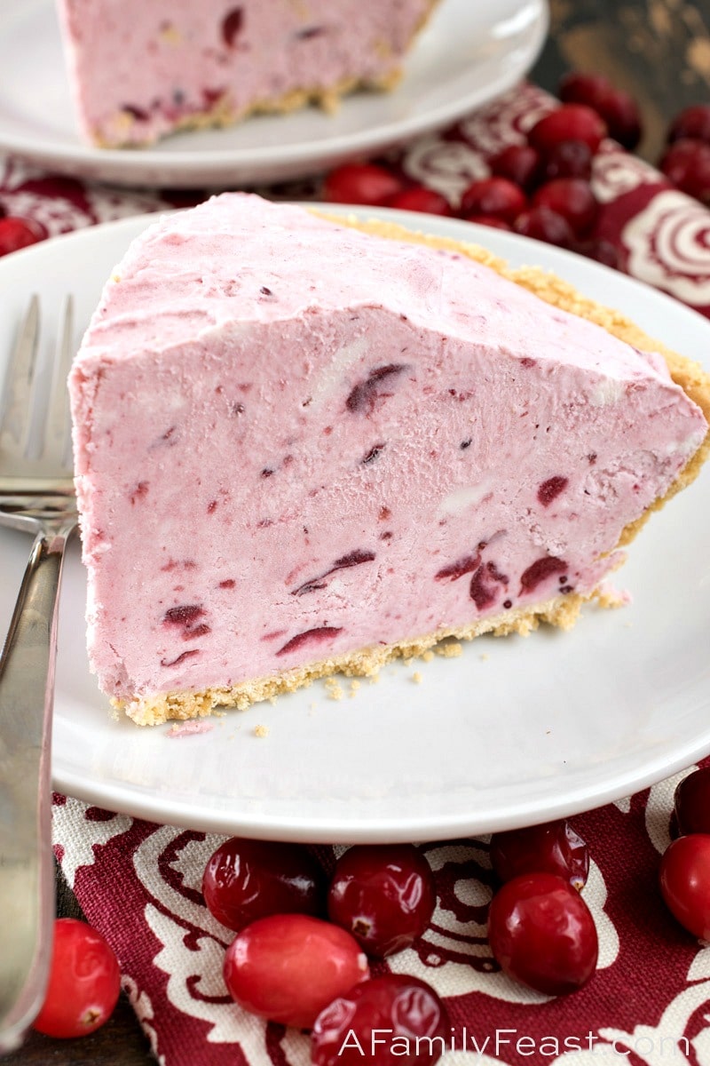 No-Bake Cranberry Cream Pie 