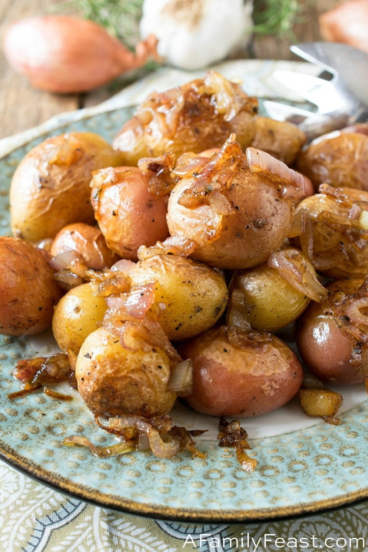 Rosemary Garlic Baby Potatoes A Family Feast®