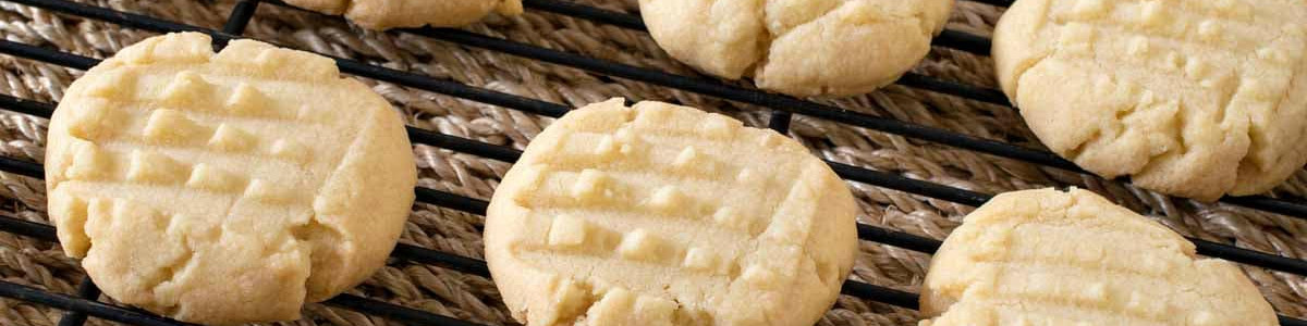 4 Ingredient Shortbread Cookies