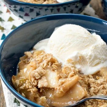 Slow Cooker Apple Crisp