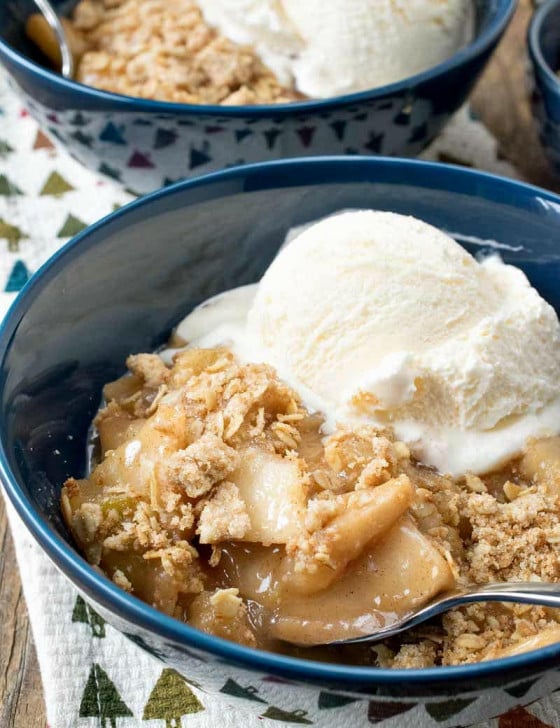 Slow Cooker Apple Crisp