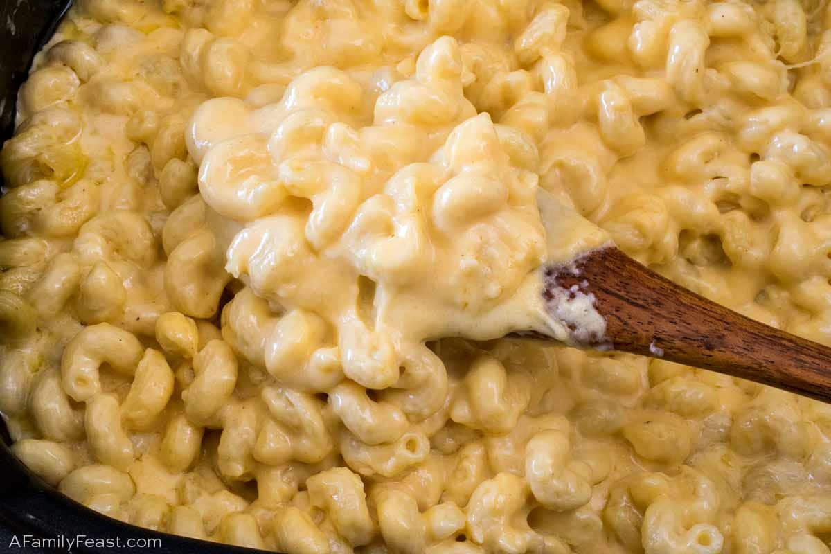 Slow Cooker Mac & Cheese