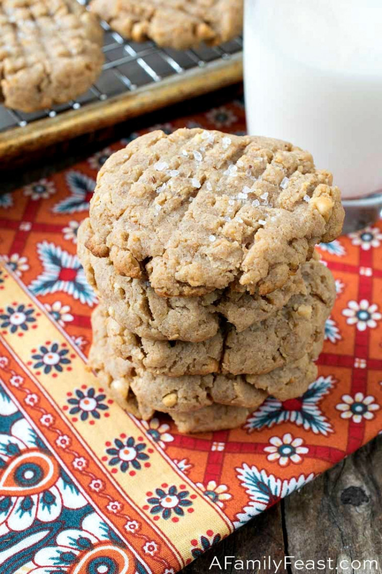 Low Carb Peanut Butter Cookies - A Family Feast®