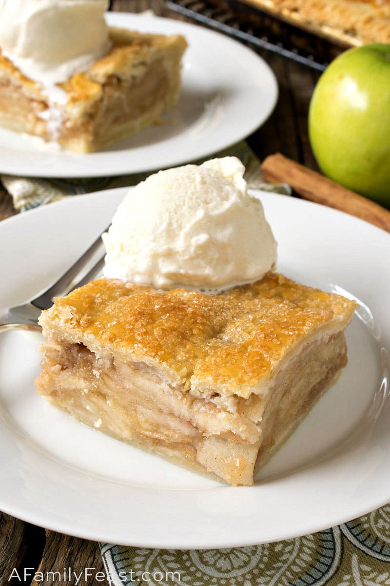 Apple Half Slab Pie