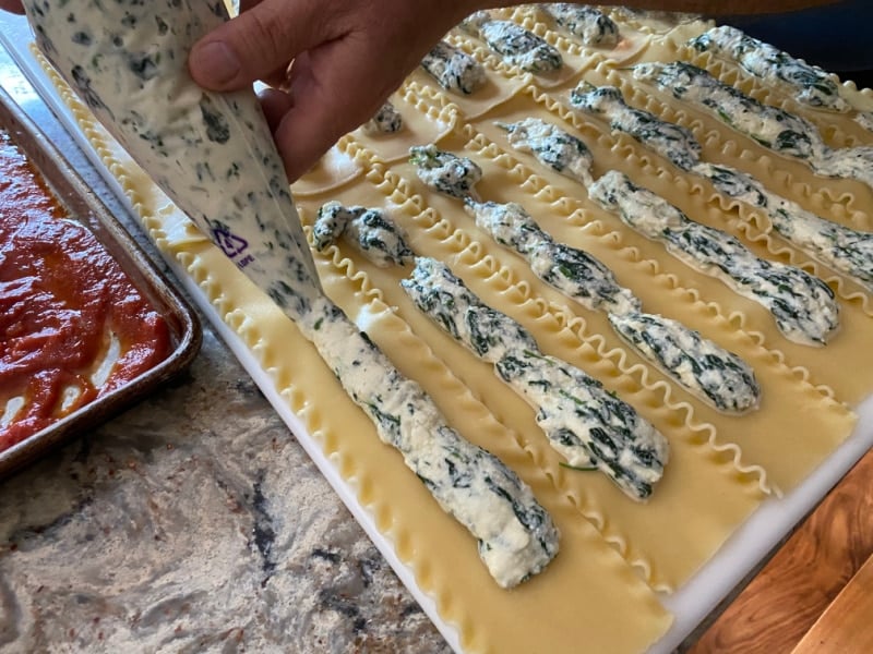 Spinach Lasagna Rollups process
