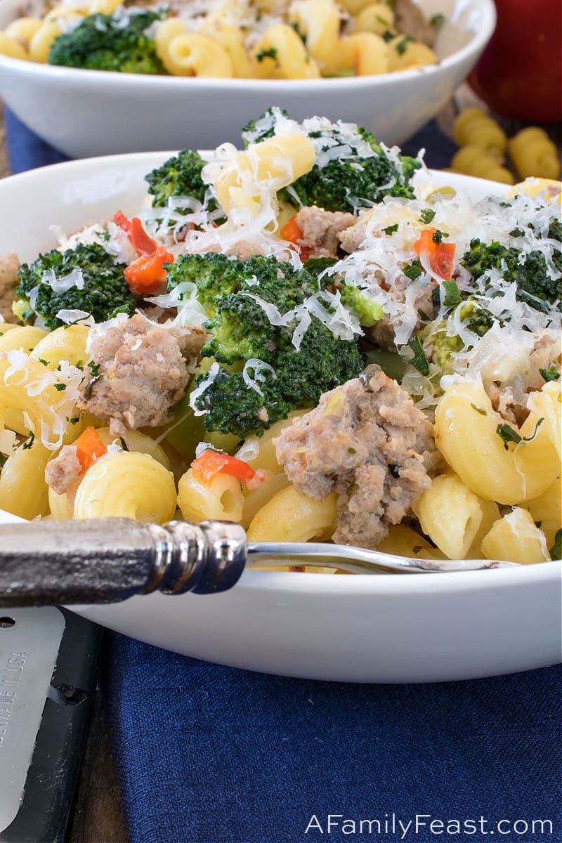 Pasta with Ground Turkey & Broccoli