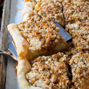 Apple Crisp Pizza
